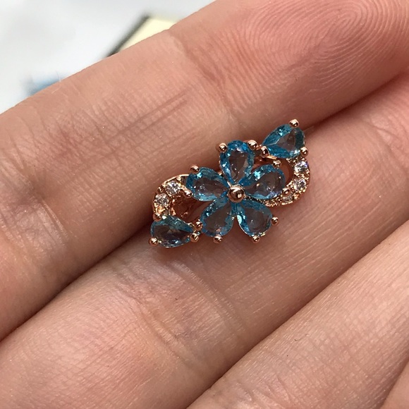 Gold Plated Blue Cubic Zircon Flower Earrings - Picture 4 of 5